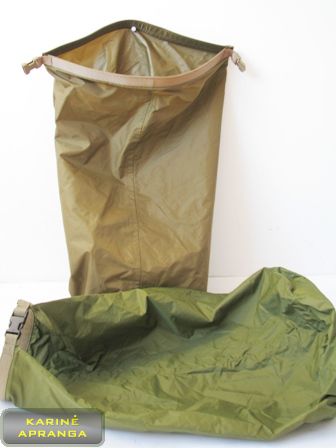Krepšys/maišas nelaidus vandeniui (žalias arba rudas).